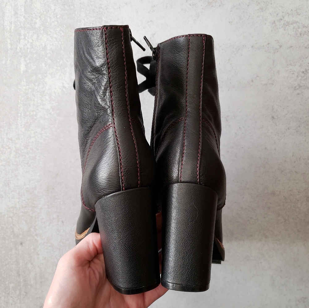 Naturalizer Callie Lace-Up Leather Ankle Boot - Picture 4 of 7